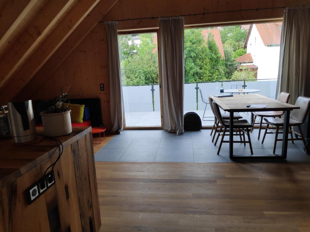 Ferienwohnungen Und Zimmer In Reutlingen-Goenningen Luaran gambar